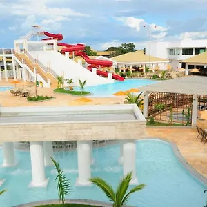 lacqua-diroma-com-parque-aquatico.caldasnovashotels.com/